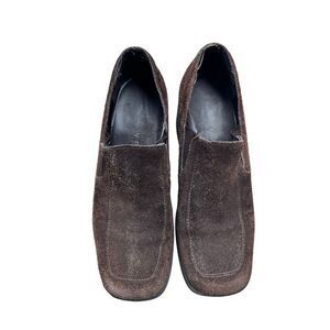 Nine West Shoes Size 6 slightly used suede